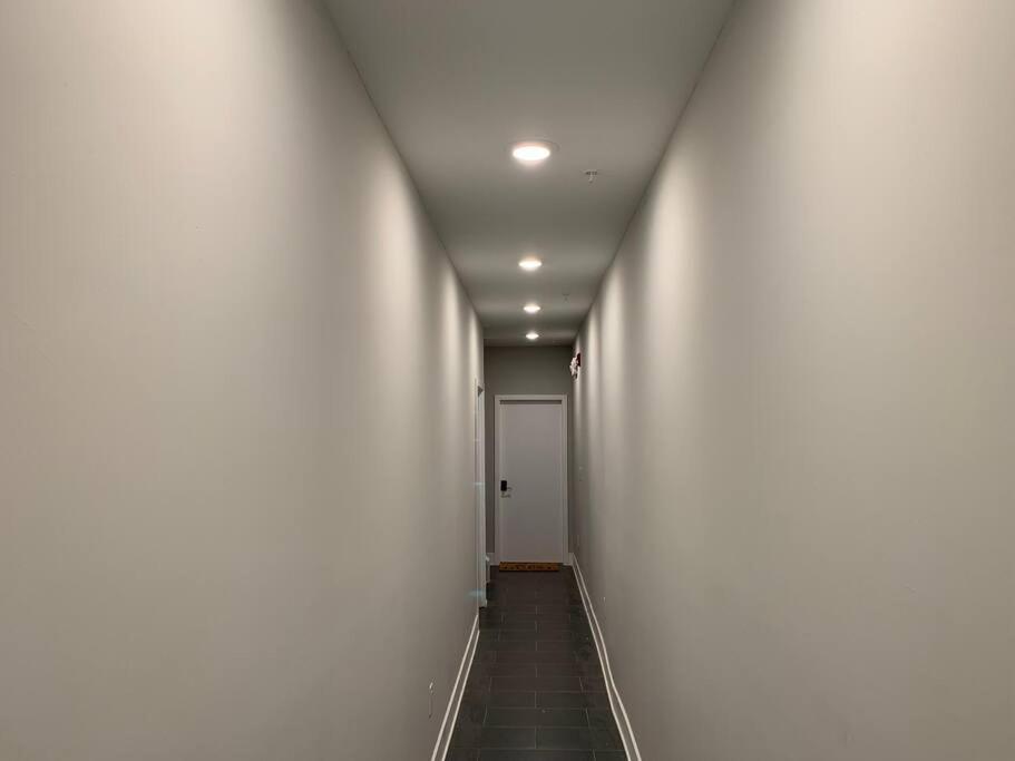 Modern 3 Bedroom 2 Ba With Patio Philadelphia Exterior photo